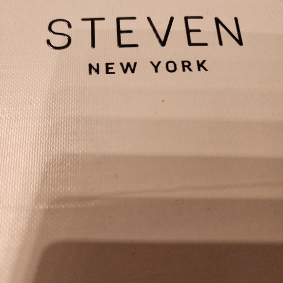 Steven Armond Boots- 7.5 - Picture 5 of 6